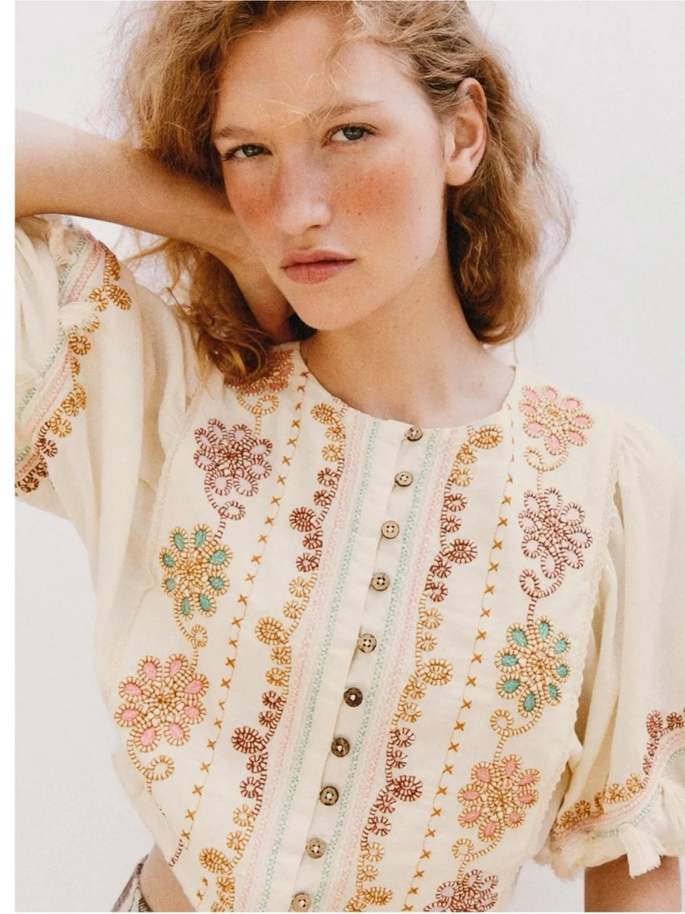 Zara White Embroidered Button-Front Crop Top with Multicolor Accents